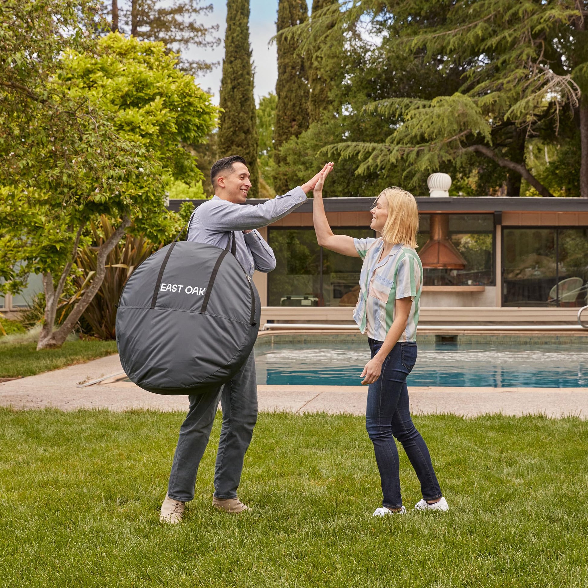 East Oak Portable Bug-Free Tent with Carrying Bag and Case